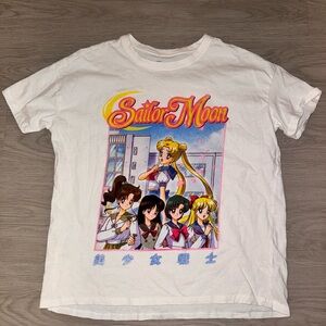 Pretty Guardian Sailor Moon Cherry Blossom Graphic Tee XS Hot Topic Anime